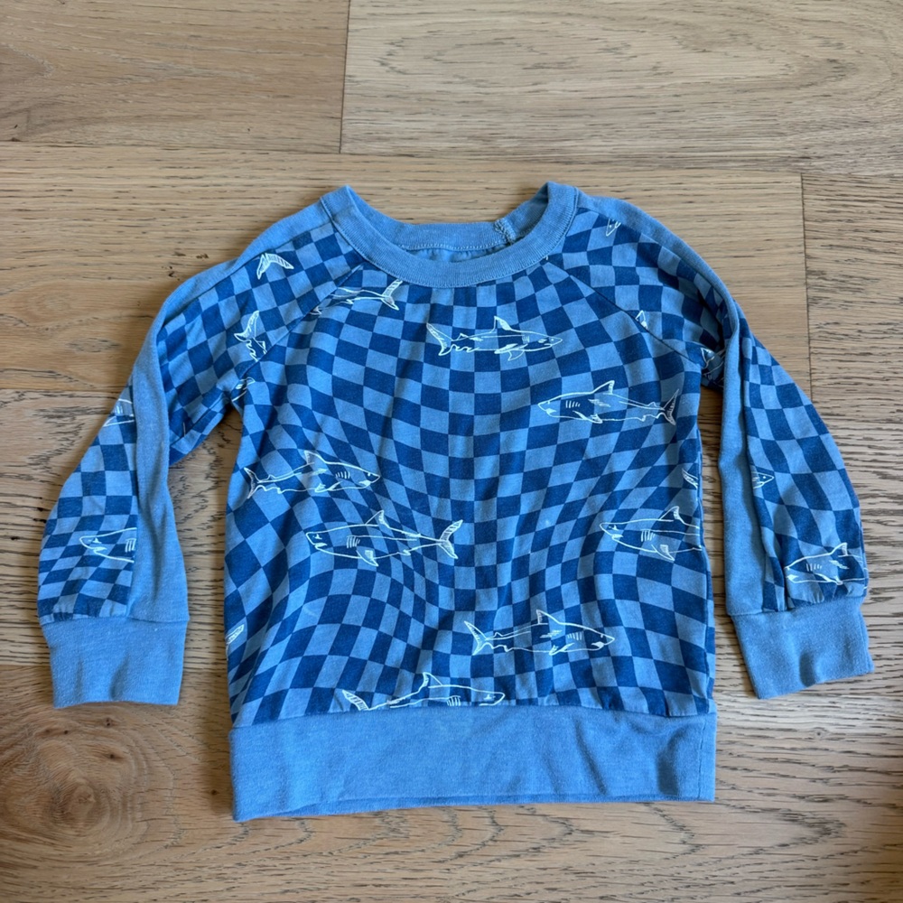 2T CHASER Blue Checkered Shark LS Tee